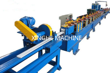 Chine Porte électrique hydraulique de volet de petit pain formant la machine avec le système de contrôle de PLC fournisseur