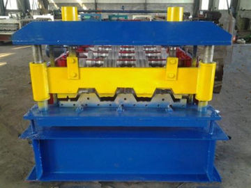 Chine Petit pain à grande vitesse automatique de tôle formant la machine pour faire des plate-formes de plancher fournisseur